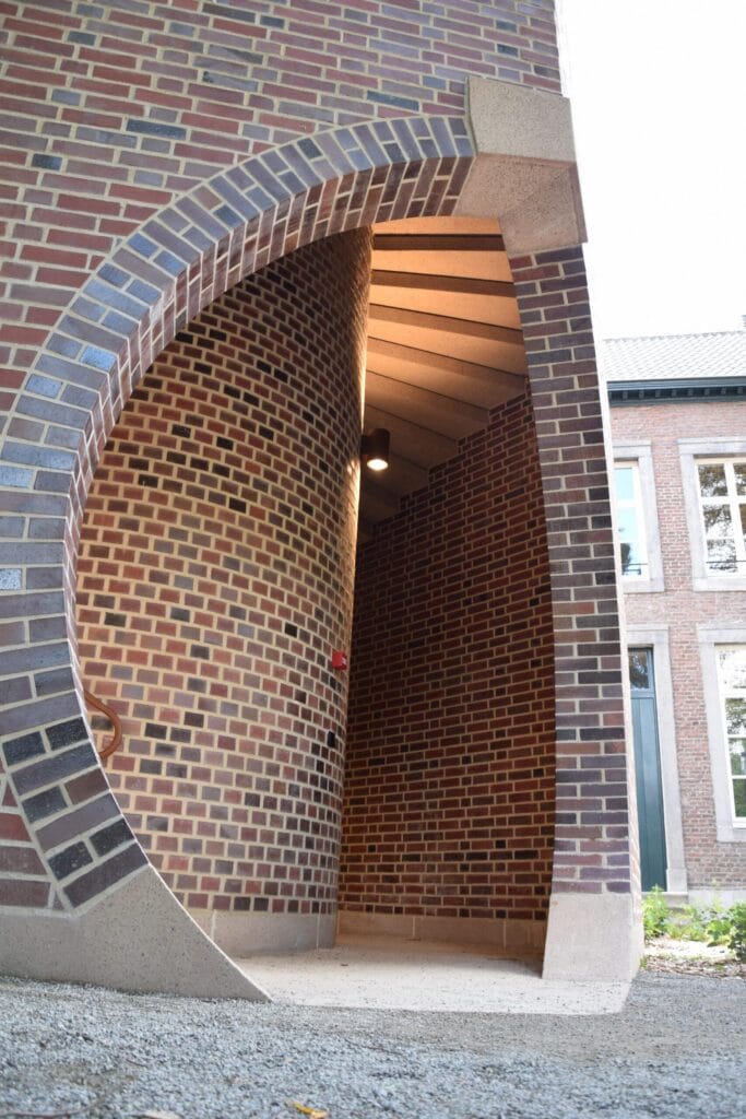 Begijnhofsite Hasselt - traptrede en bordessen