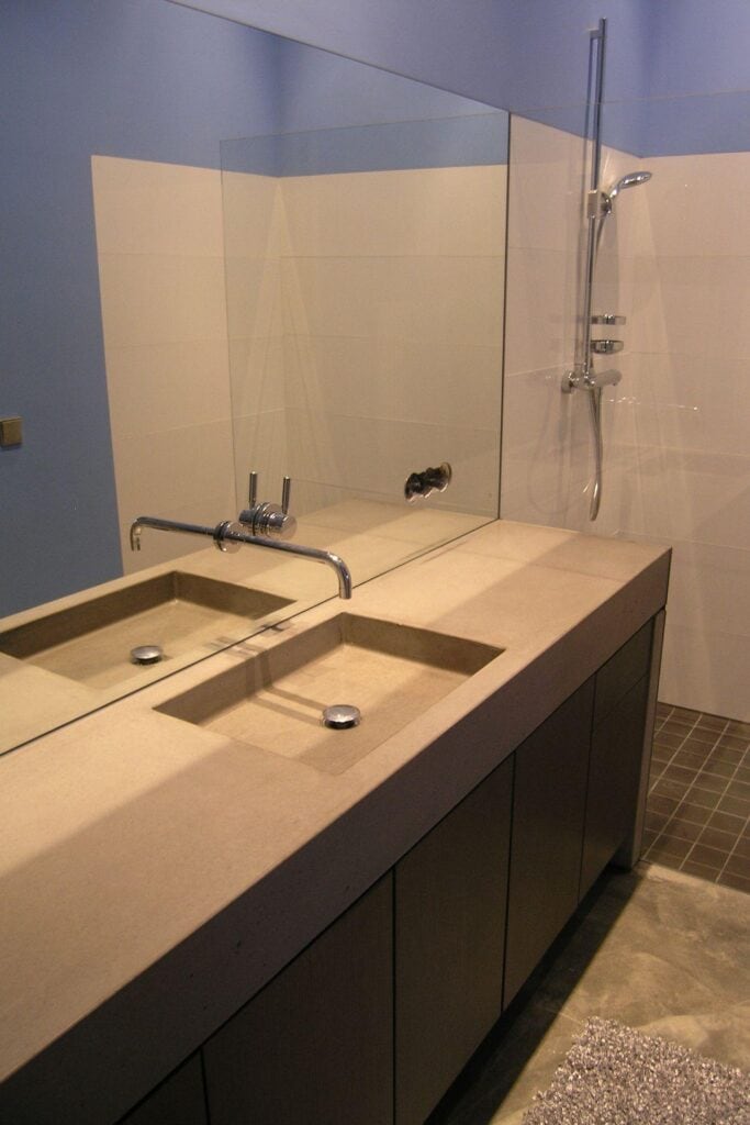 Nieuwbouw woning - interieurbeton badkamers