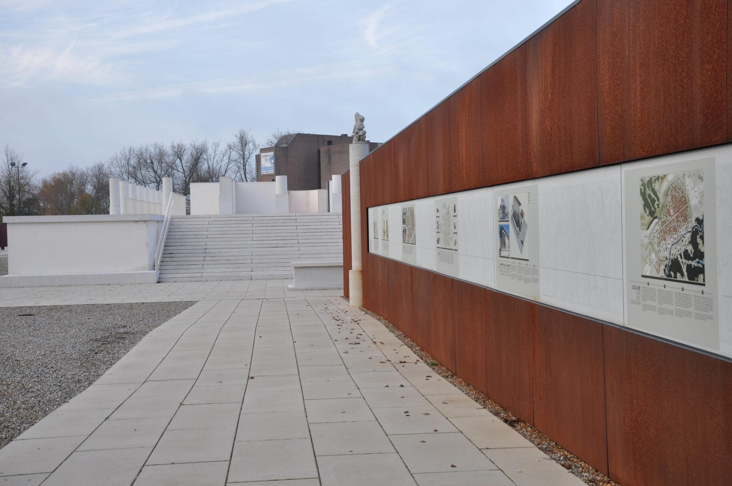 Romeinse Tempel - Mega tegels terracotta beton
